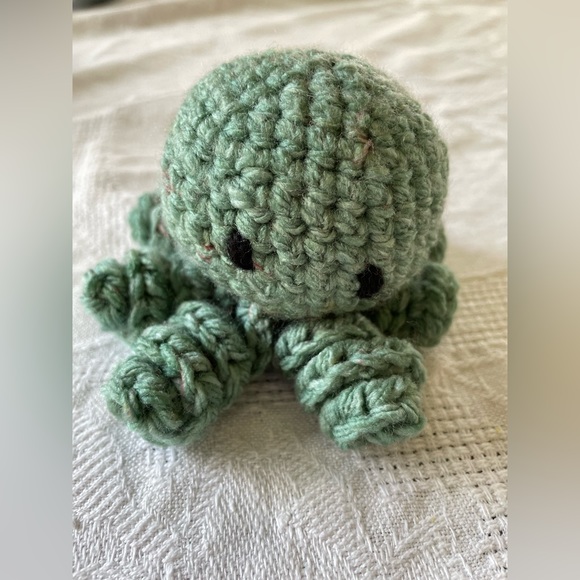 Crochet Octopus - Picture 7 of 7